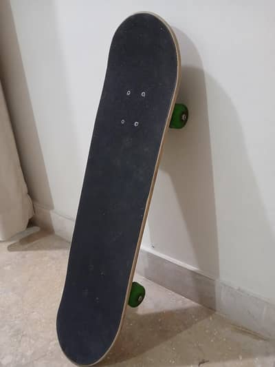 Professional and Adult Size Skateboard