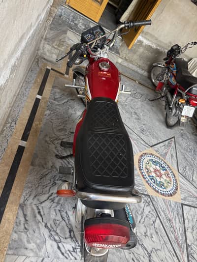 honda new bike just use 6800 km open abi name ni karwai