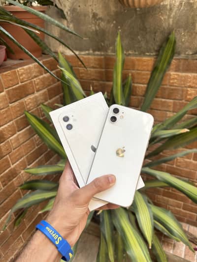 iPhone 11 128gb PTA approved