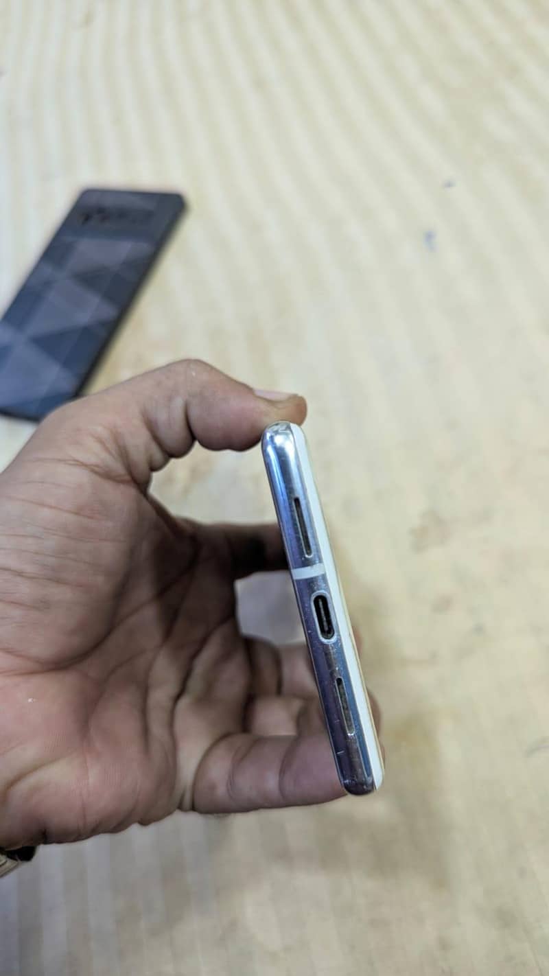 Google Pixel 6 Pro 2