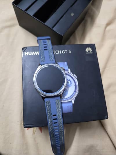 Huawei Watch GT 5