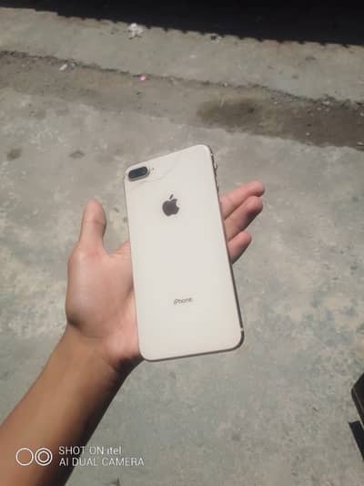 Apple iPhone 8 Plus