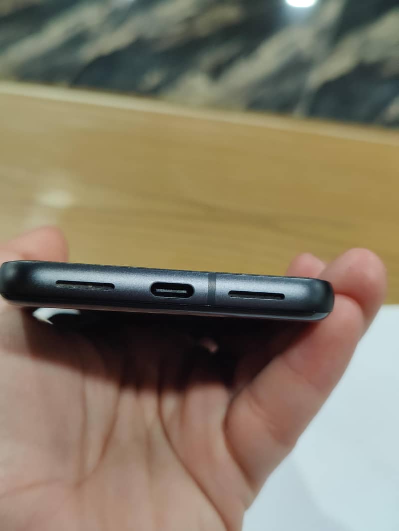 Google Pixel 8 2