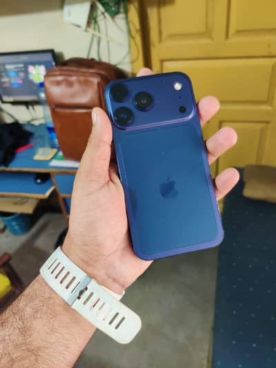 Apple iPhone 11 Convert 17 Pro