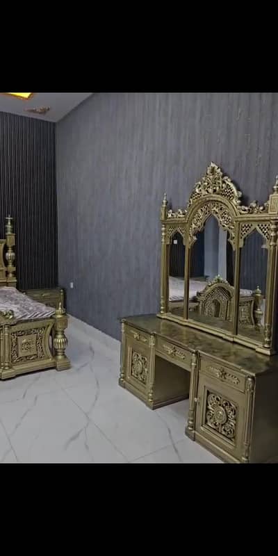 chinuti bed set hy behtreen halt 9.5 by 10 mobile 03028667071