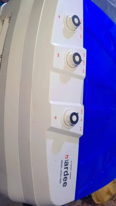 full size room cooler for sale. with three Colling gell bottles.