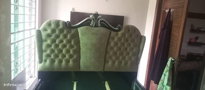 Double bed with side tables