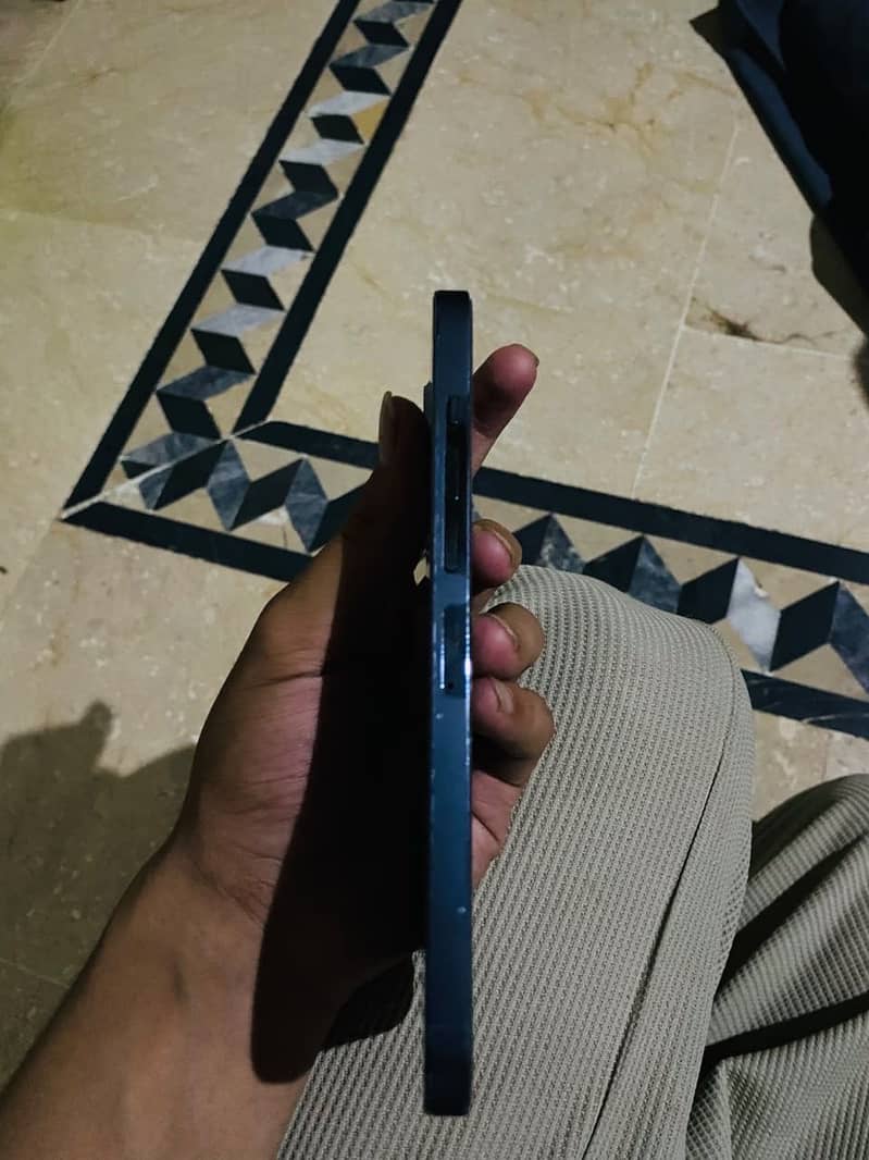 Iphone 13 pro Max 2