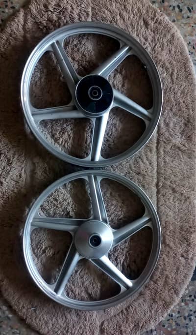 CD 70 Alloy Rims genuine