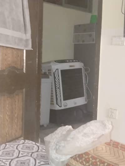 Room cooler