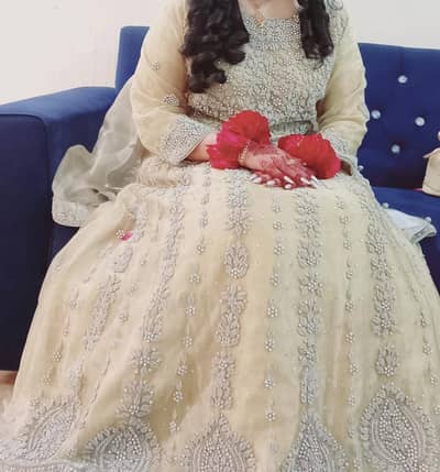 Bridel Maxi