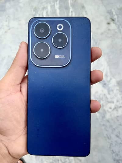 Infinix Hot 40