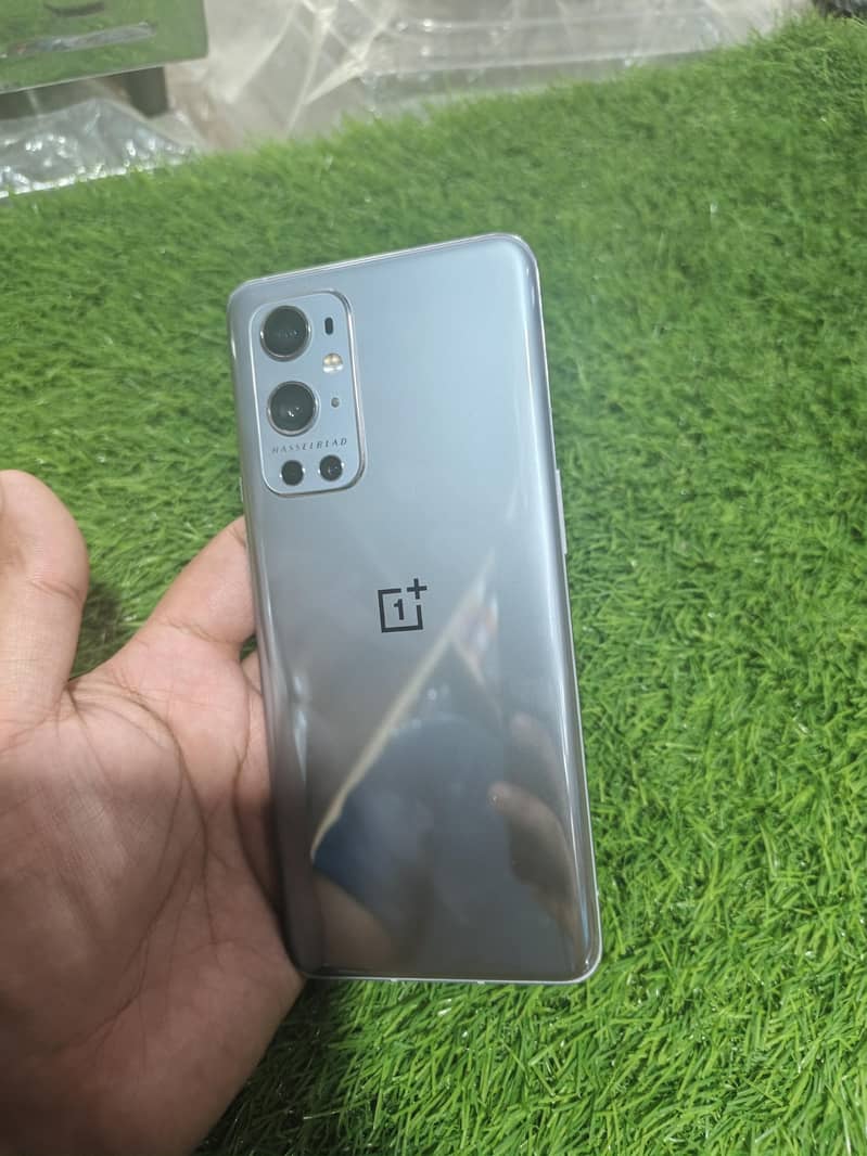 One Plus 9 Pro 0