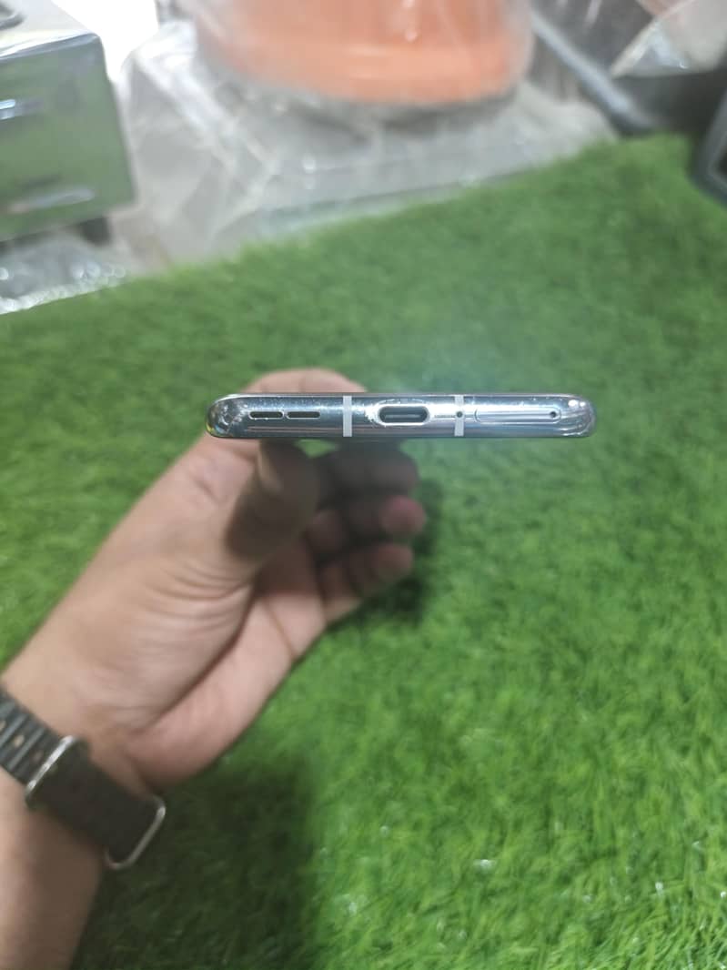 One Plus 9 Pro 4