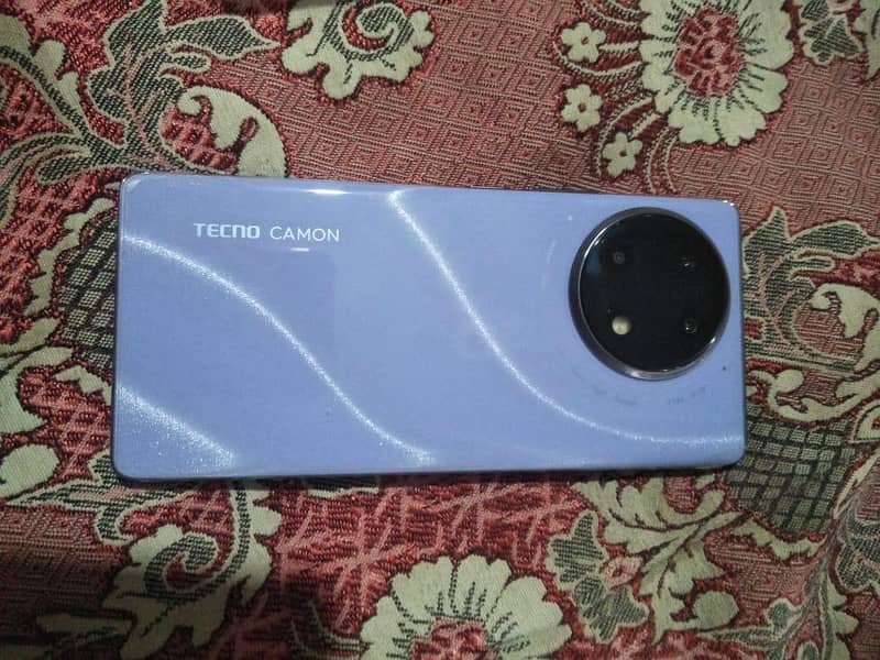Tecno CAMON 30S 1