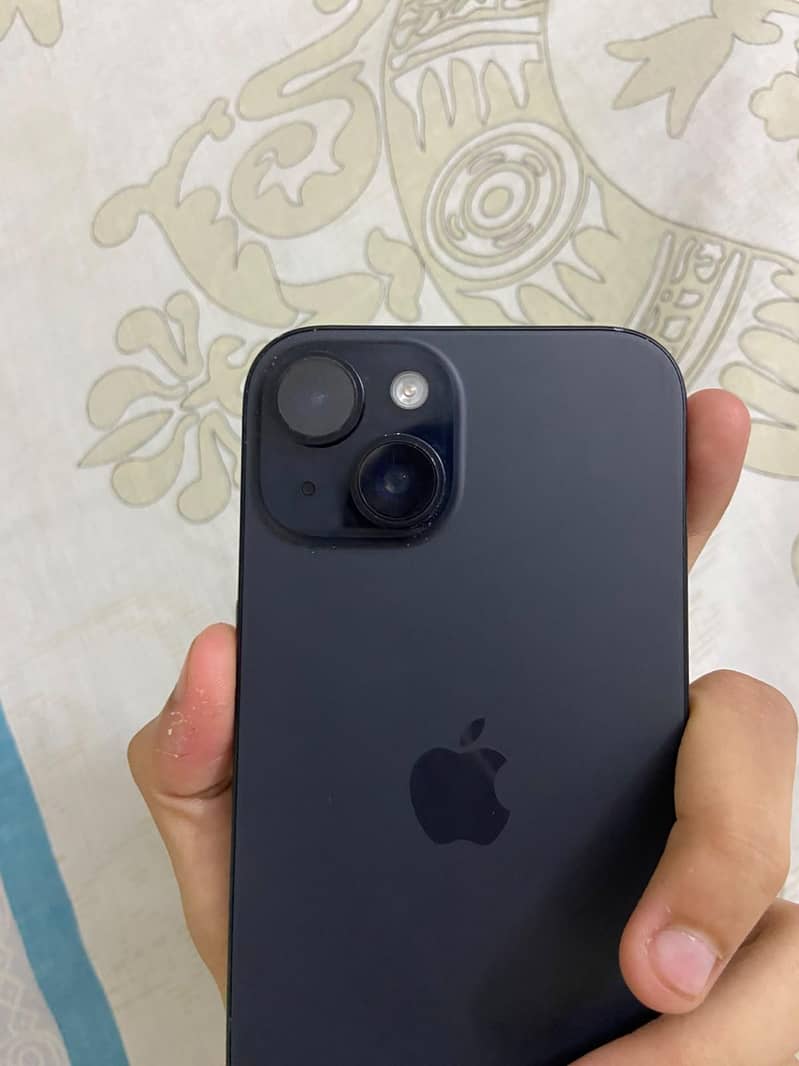 Apple iPhone 15 5
