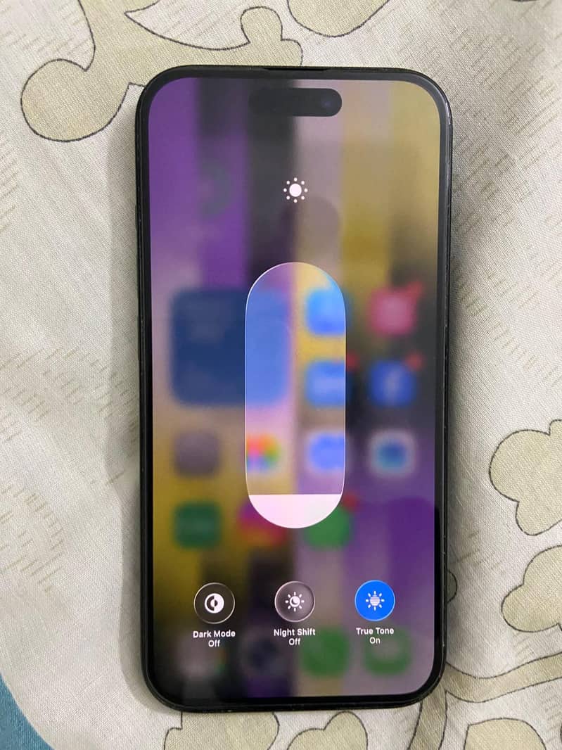 Apple iPhone 15 6