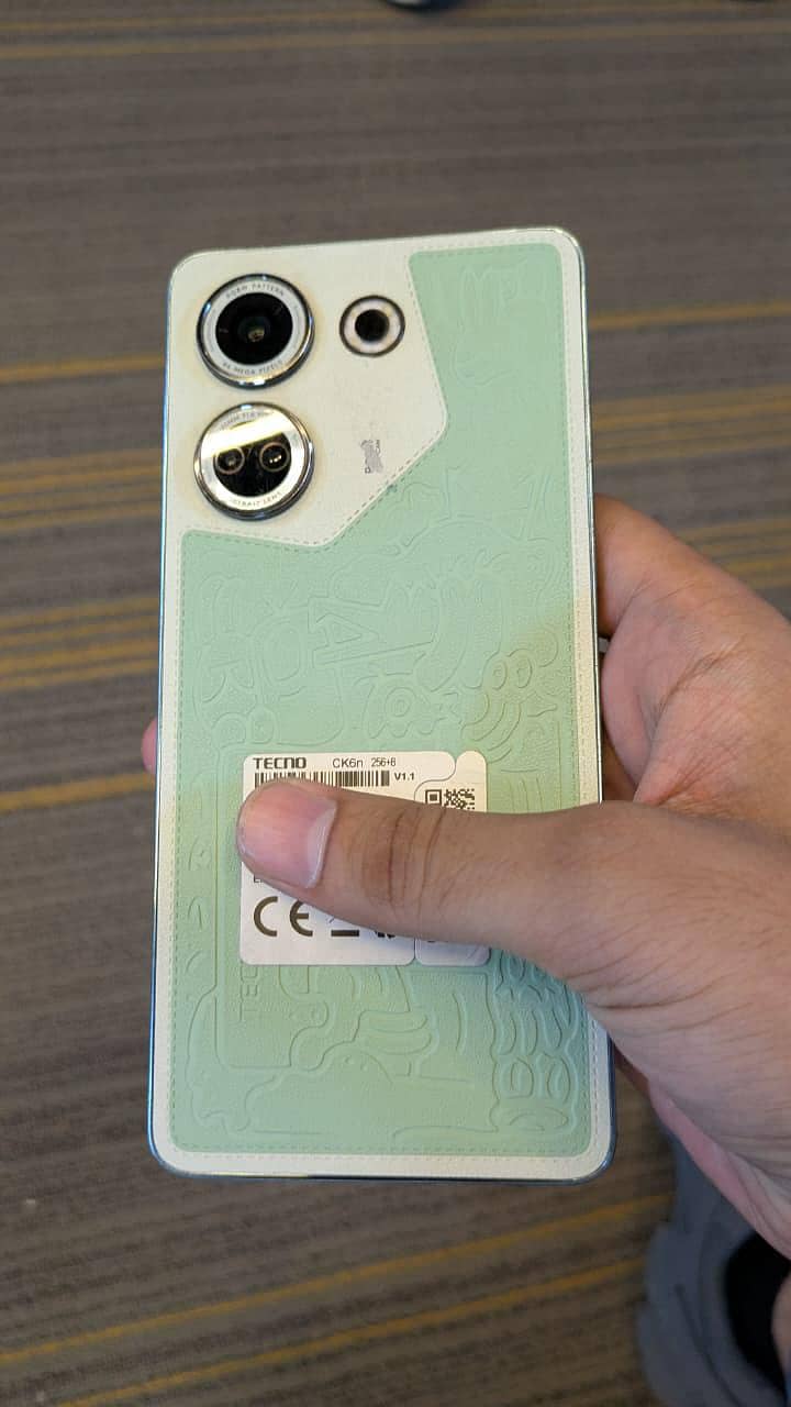Tecno CAMON 20 0