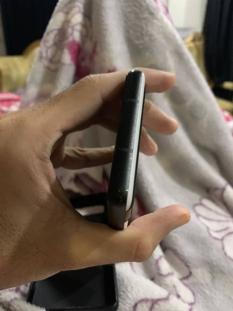Google Pixel 6a 1