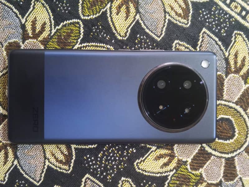 Infinix Zero 40 2