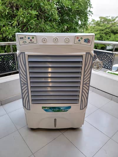 Pak fan  model pk-4800  , like nee slightly Used