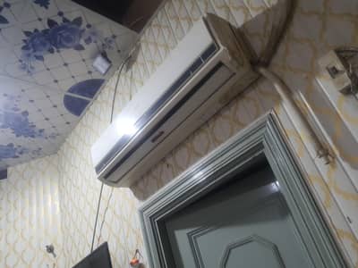 Hair Non inverter AC for Sale