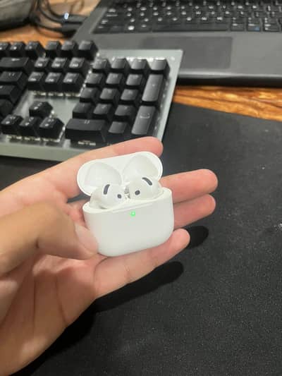 Apple Airpods 4 ANC