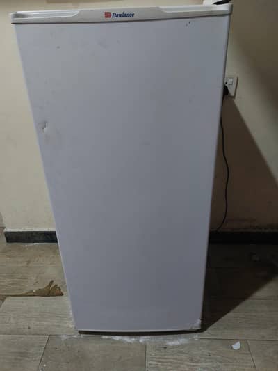 dawlence mini single door fridge