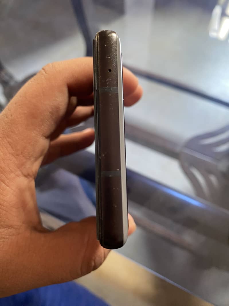 Google Pixel 6a 5