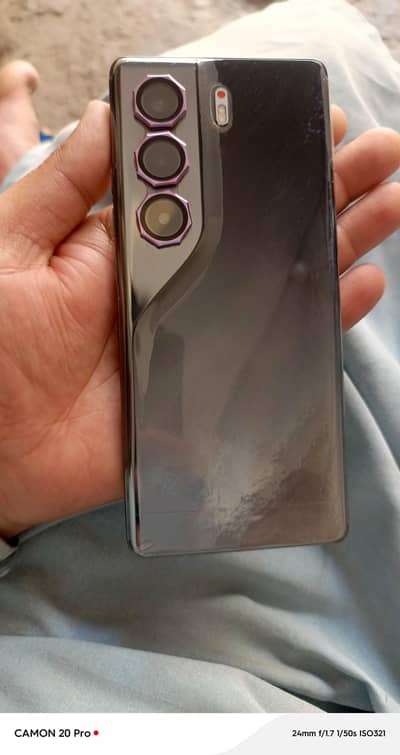 Tecno CAMON 40 Pro