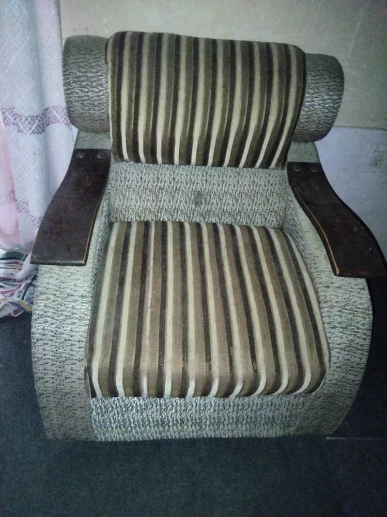 3seet sofa 2