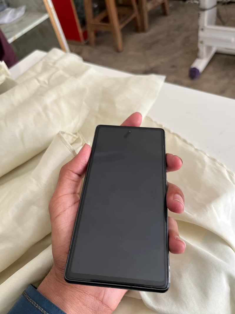 Google Pixel 7a 4