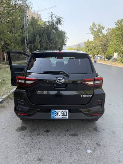 Daihatsu Rocky 2021