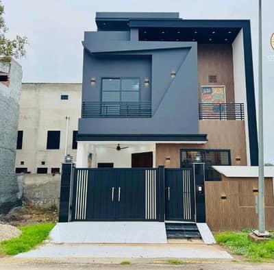 Ideal On Excellent Location House For sale In Citi Housing Society