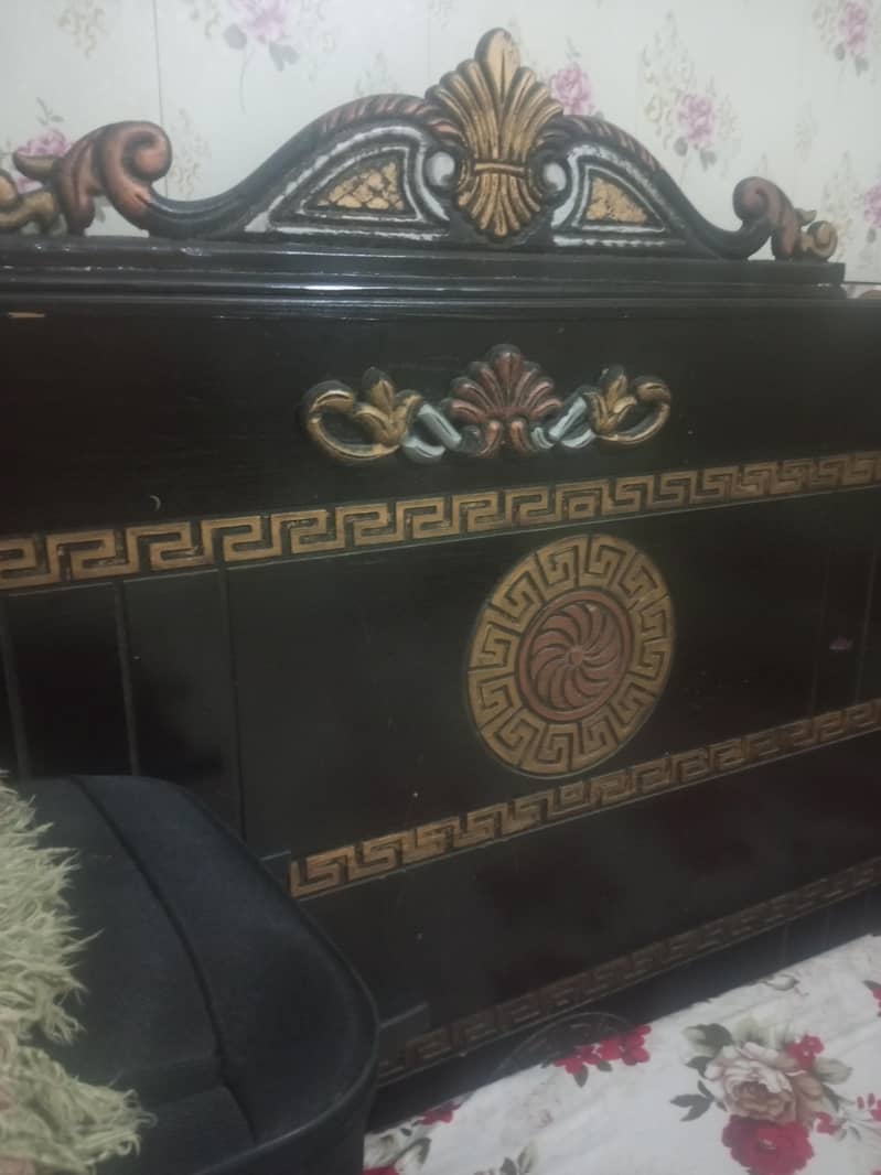 king size bed 1