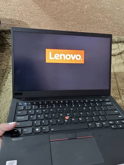 Lenovo Thinkpad X1 carbon