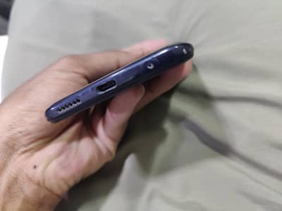 Vivo Y51