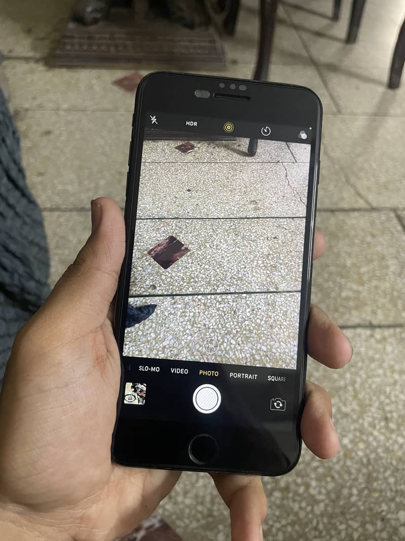 Apple iPhone 7 Plus 1