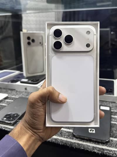 Apple iPhone 17 Pro Max UK MODEL non. Active