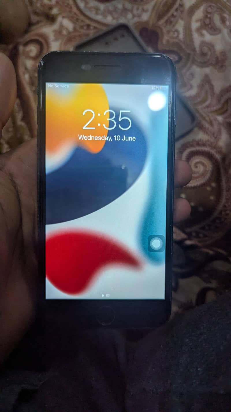 Apple iPhone 7 Plus 1