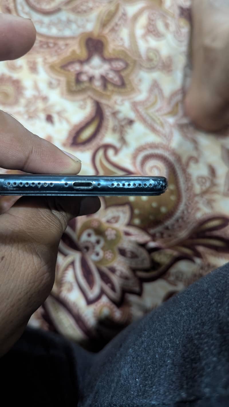 Apple iPhone 7 Plus 2