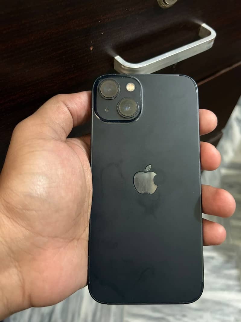 Apple iPhone 13 0