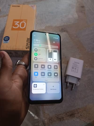Tecno spark 30 pro 8+8 / 128