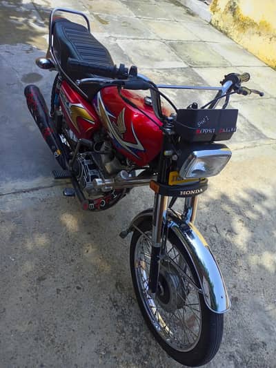 125 bike jhelum num urjnt sale