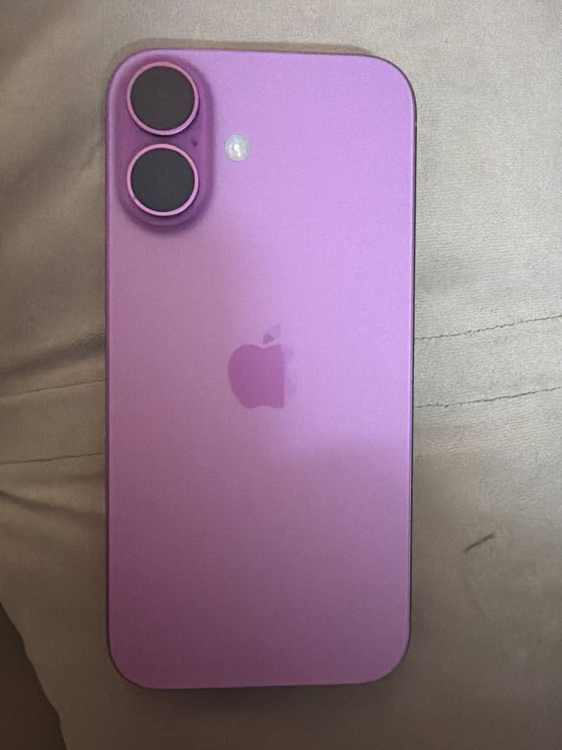 Apple iPhone 16 0