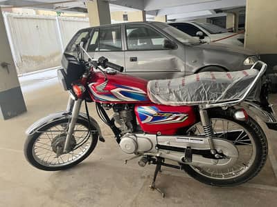 Honda cg 125 2022 Karachi number 1st owner