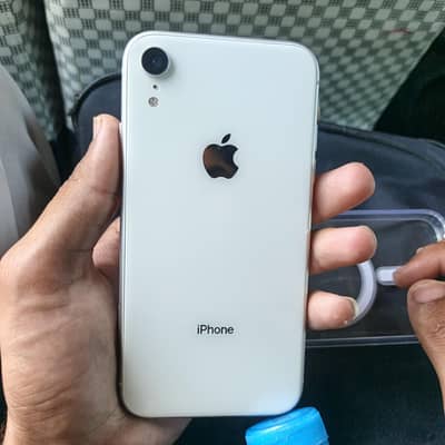 Apple iPhone XR