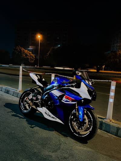Suzuki GSX-R1000 (2010) – B2B Genuine & Pure Performance Litre Bike!