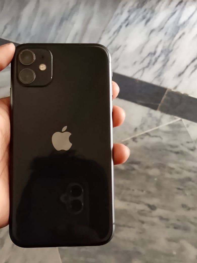 iPhone 11 2
