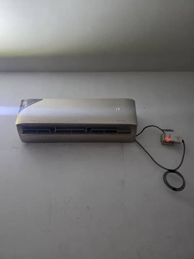 Dawlance Inspire Plus Inverter 1.5 Ton AC